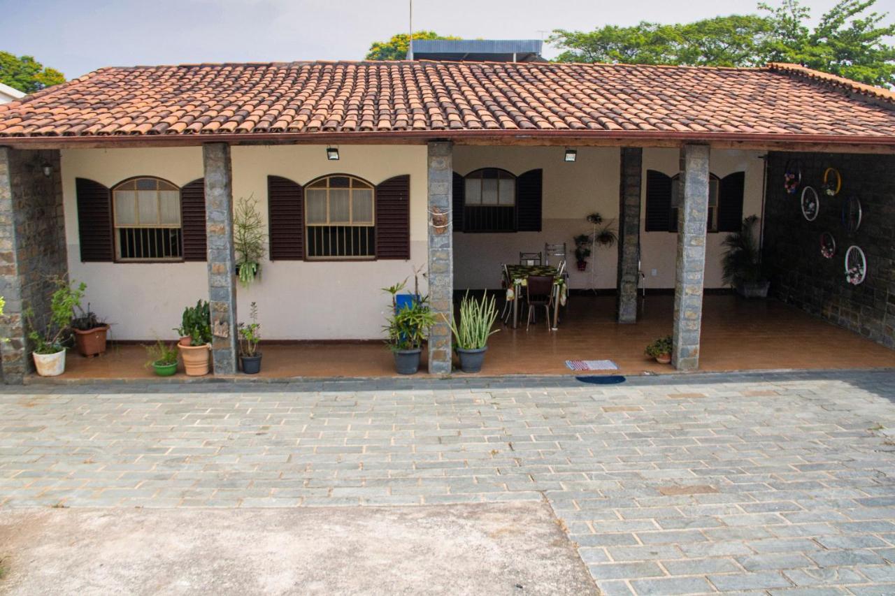 Casa Espacosa E Confortavel Na Regiao Da Pampulha Белу-Оризонті Екстер'єр фото