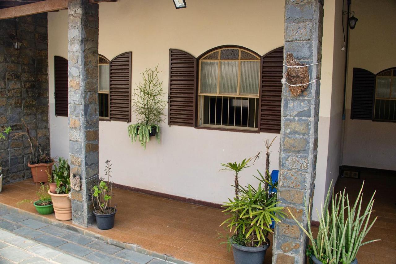 Casa Espacosa E Confortavel Na Regiao Da Pampulha Белу-Оризонті Екстер'єр фото